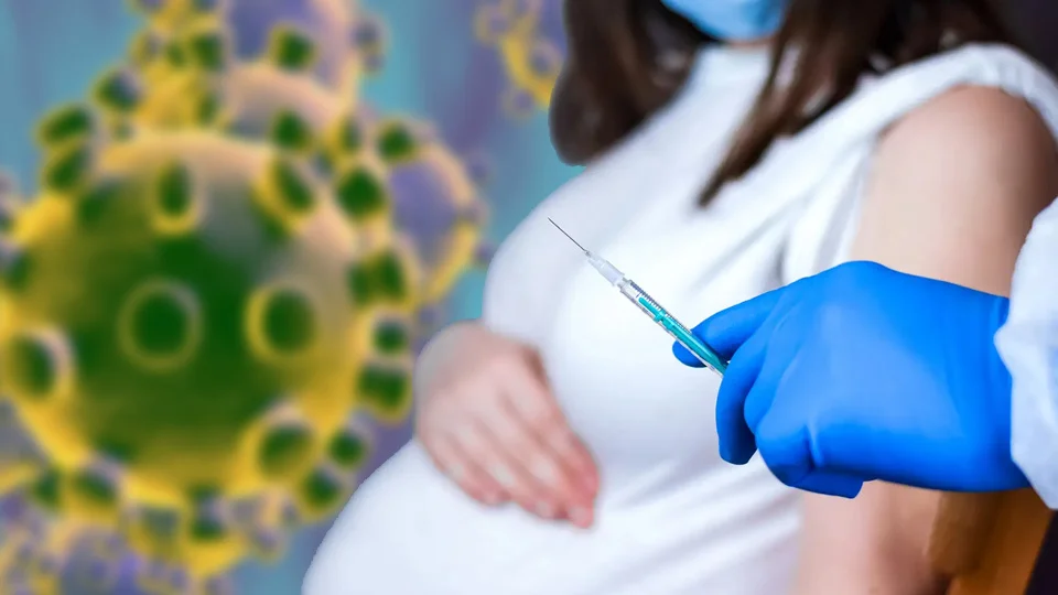 تزریق واکسن کرونا در بارداری