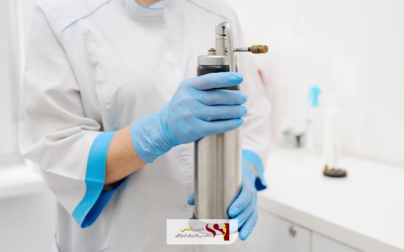 کرایوتراپی یکی از روش های درمان سریع زگیل تناسلی است